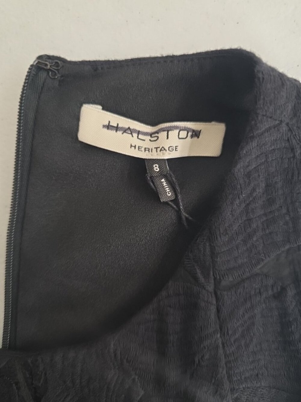 HALSTON HERITAGE NWT  SLEEVELESS HIGH NECK TULIP SKIRT JACQUARD DRESS SIZE 8 - Picture 9 of 11
